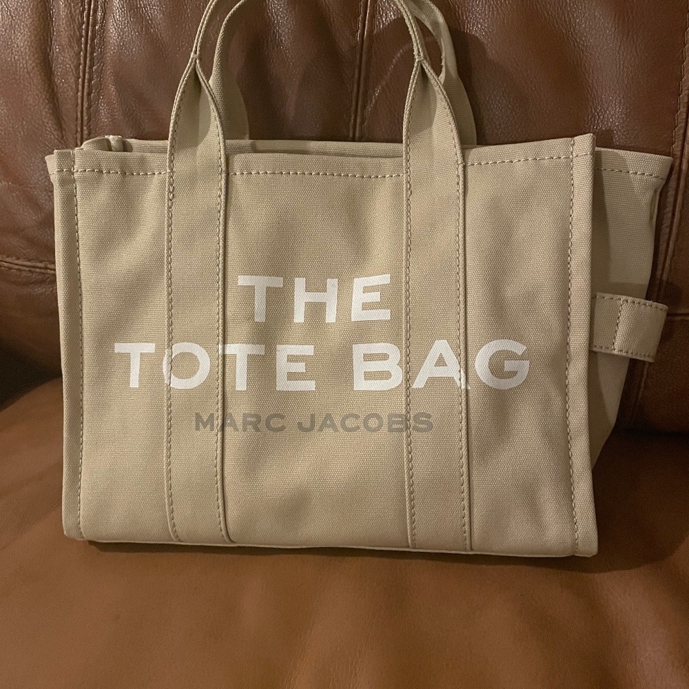 The tote bag Marc jacobs